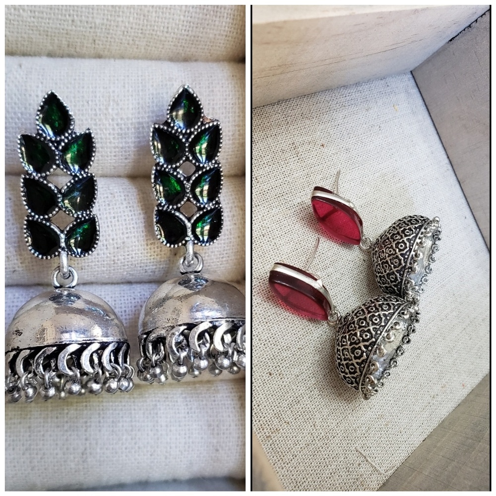 Set of 2 oxidized earrings from India